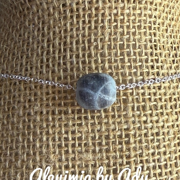 Alquimia Silver Necklace with Gray Stone - Picture 1 of 2